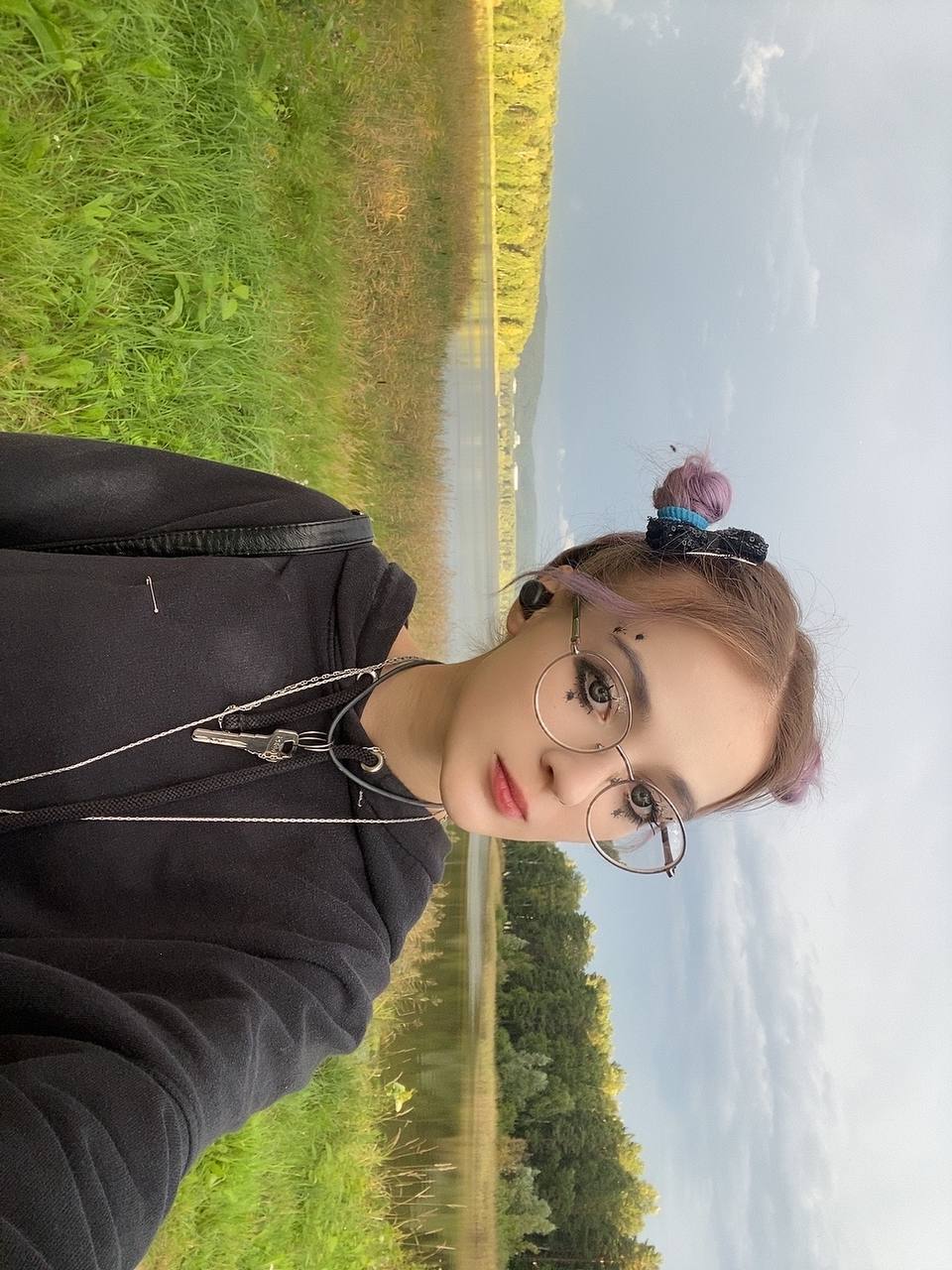 ласковая. 